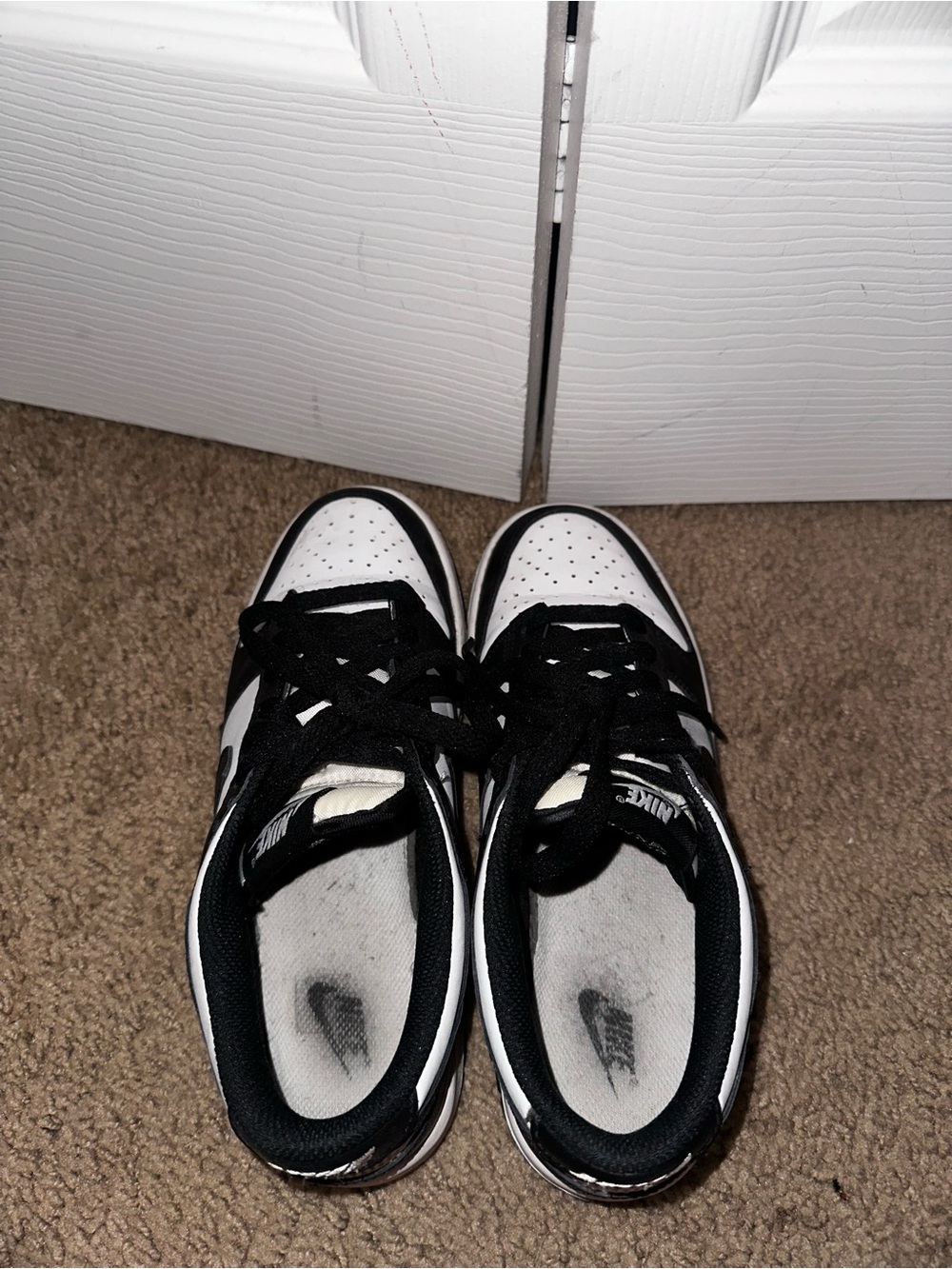 Nike Panda Dunks - Picture 4 of 4
